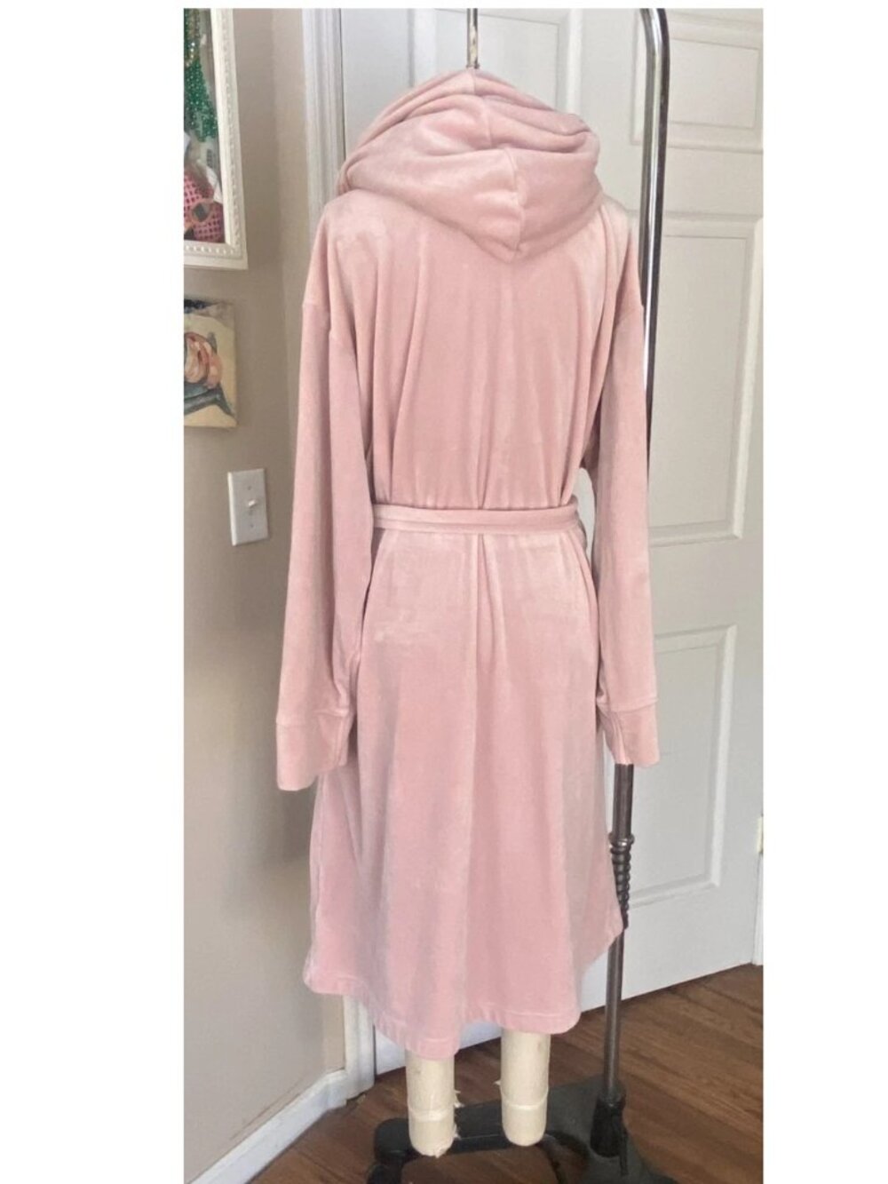 WYSTERIA LANE Pale PINK Velour velvet Oversized Hood Hooded belted Bathrobe - Picture 5 of 7